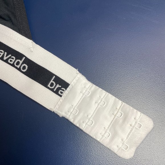 Bravado Clip and Pump Hands-Free Nursing Bra Clip On Pumping Bra - Picture 3 of 7